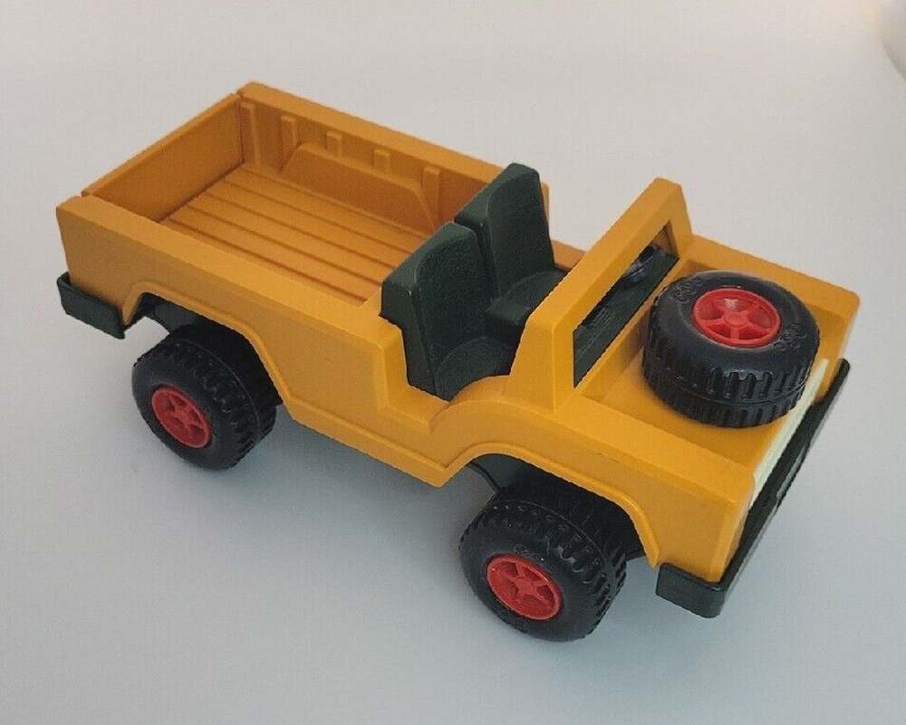 VINTAGE Fisher Price Adventure People 1975 safari truck jeep vehicle #304